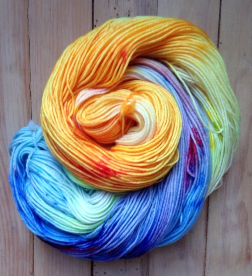 rieperd: www.etsy.com/shop/JumpingCowCat New to my shop: Watercolor Sunset 462 yards, super 