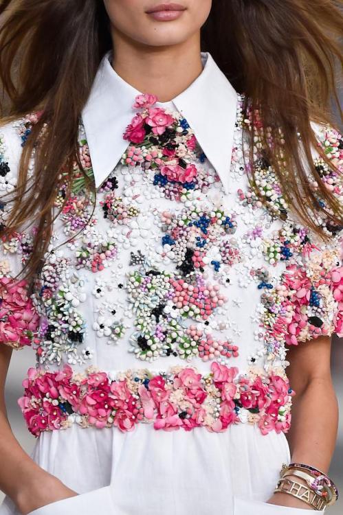 mulberry-cookies: Chanel Spring/Summer 2015 (Details)
