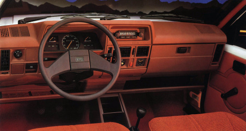 carinteriors:1982 Opel Corsa Luxus