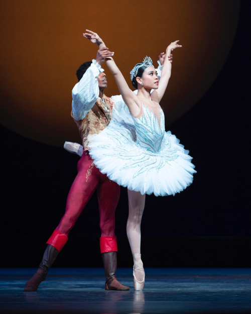 angelica generosa and jonathan batista photographed performing as odette and prince siegfried in swa