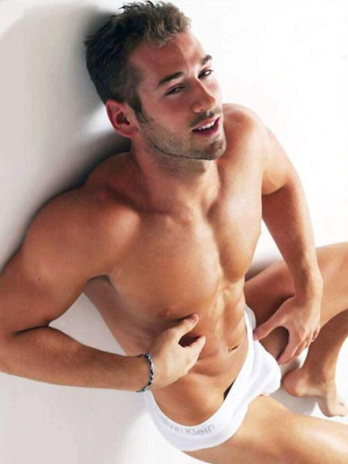 HotGuysHotUnderwear