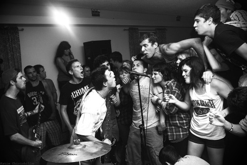 houseyoubuilt: Title Fight (by Katie Chirichillo)