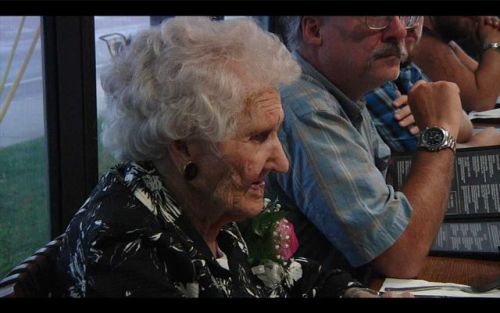 webofgoodnews:    Money Back: 109-year-old takes full advantage of Montana Club birthday discount    If you’ve ever visited the Montana Club in Missoula to celebrate your birthday, you know the restaurant chain offers a generous discount. Turning 38?