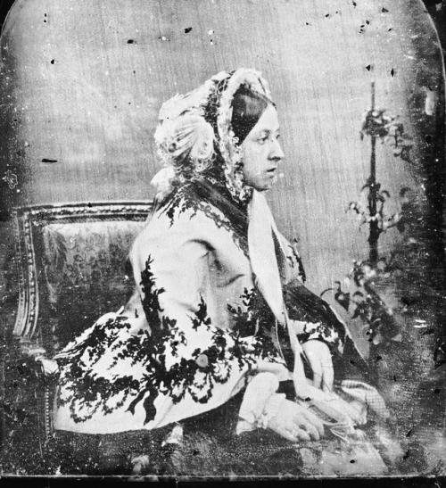 queenvictorias:Portrait photograph of Queen Victoria, circa 1840