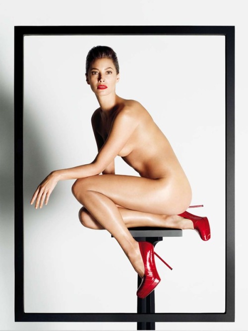 loudlystrangemagazine:  Red heels make everything alright