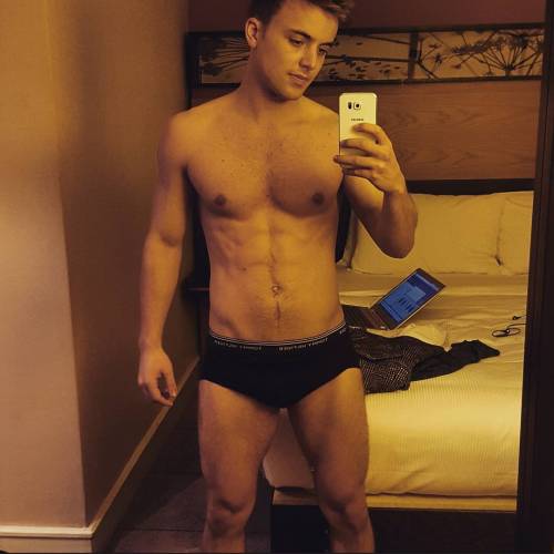 cinemagaygifs:  Parry Glasspool  adult photos