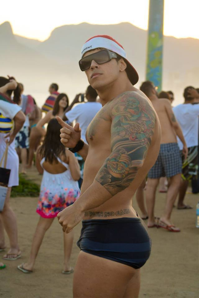 imacaliguy:  Check out my other hot blogs: Patriotic Studs My Military Boys