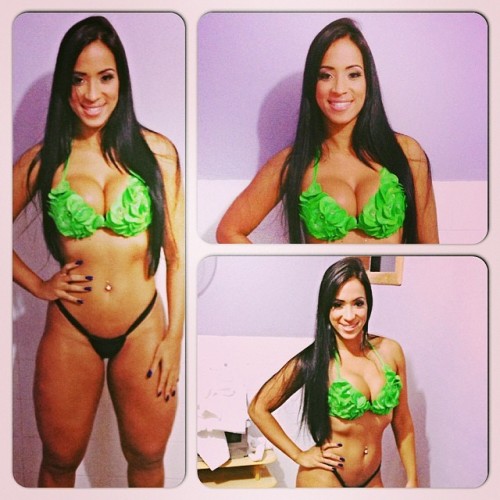 122393420:  Pryscila Silva