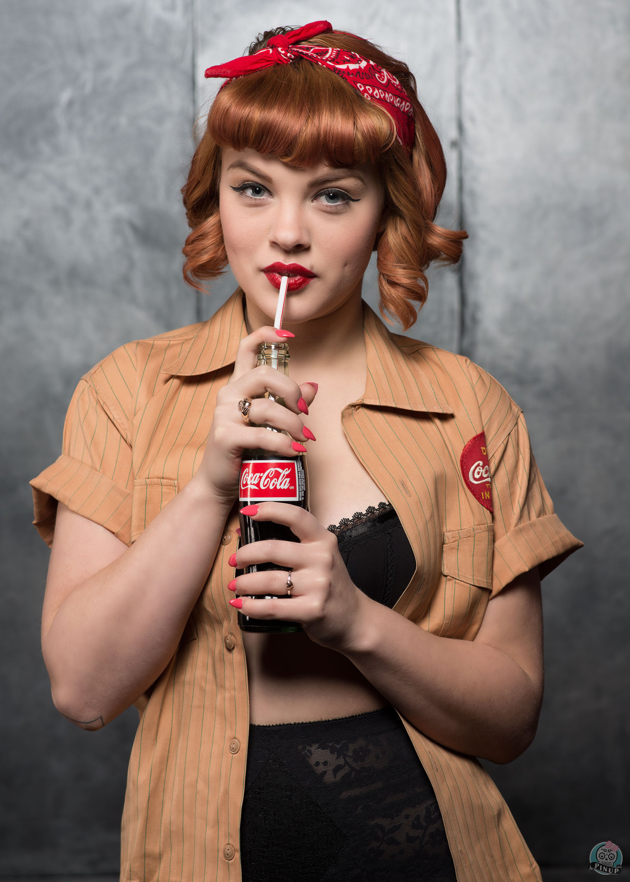 littleskullpinup:  Have a coke | www.littleskull.net  model: Bean 365daysofbean.tumblr.com