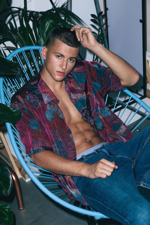 Rhyscoitusmagazine.com/rhys-by-pantelis-coitus-online/