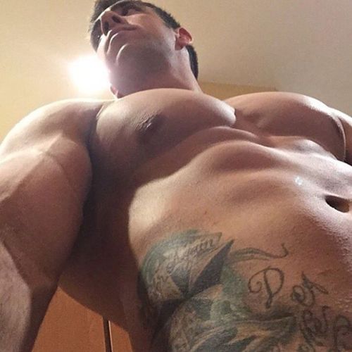 lumbrjax:  Instagram user @dylanazoulay93 http://ift.tt/1LAEzAM 
