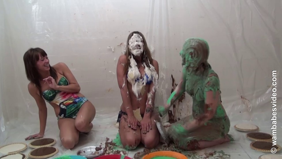 wampicsandgifs:  wambabes.com