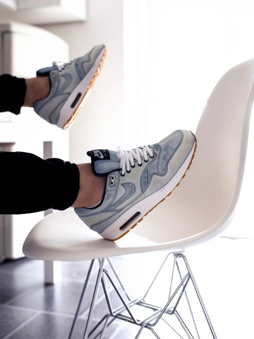 sweetsoles: Nike ID Air Max 1 Bleached Denim (by gerrithamm)