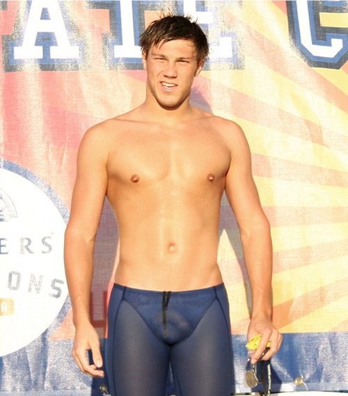 modelhunter-coach:He should have a tv show and these should be his everyday clothes. 