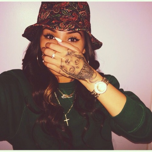 lustt-and-luxury:  @aggy__