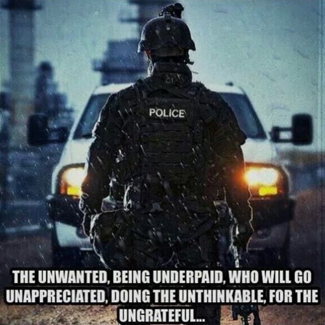 savage-tacticians:  Nothing but love for our boys and girls in blue   #SavTac #firstresponders