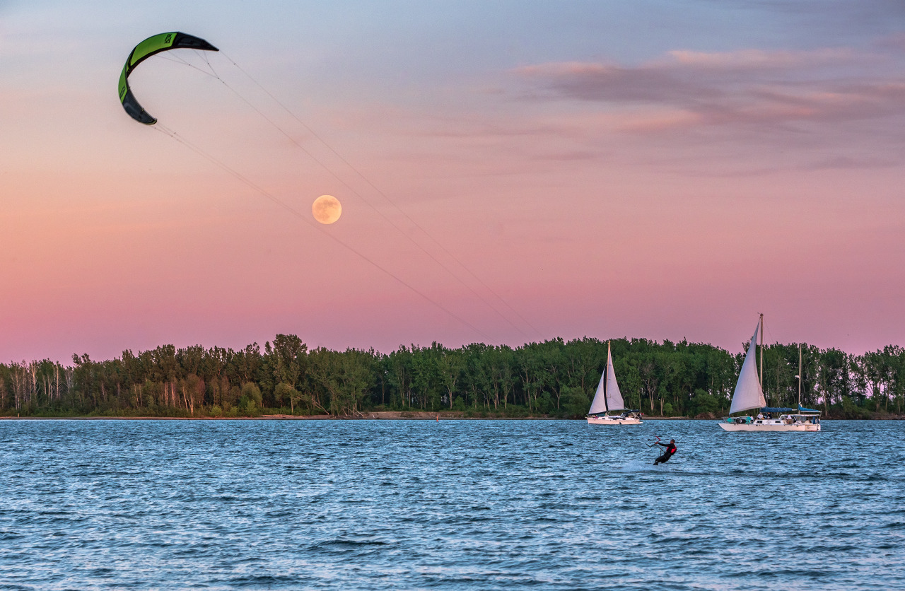 Moon catching, Toronto’s Cherry Beach.