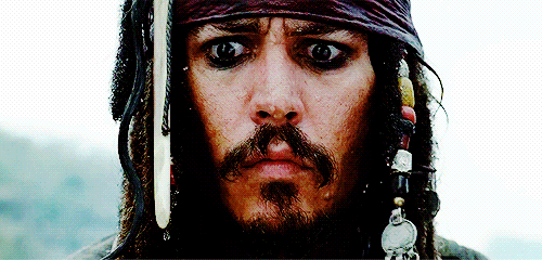 sparrabeth:sparrabeth:W h e r e did you get that?#elizabeth swann is a cursed gold piece given flesh