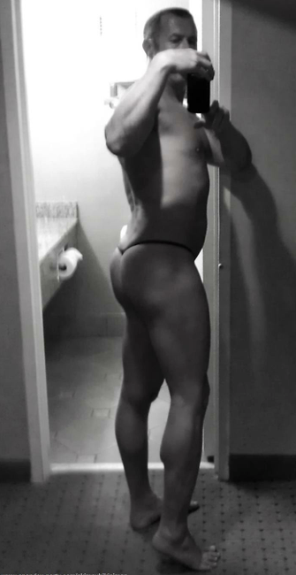 The worldwide largest manthong-pictures collection