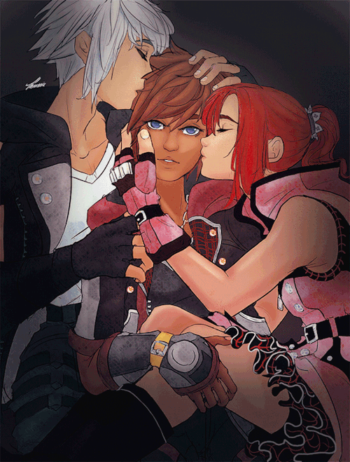 tharenia: Kiss me onceKiss me twiceJust once is not enough