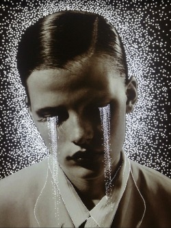 opaqueglitter:  Daniele Buetti’s “perforation