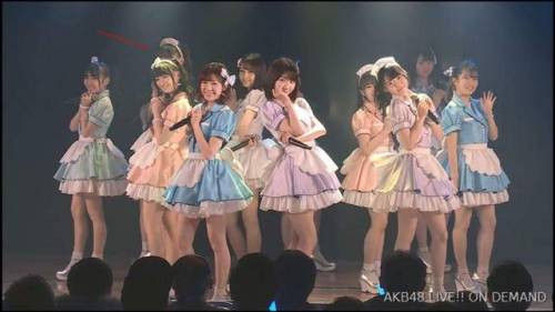   Watching 12th anniversary and i realized moechan is the tallest in team B.  Wow…  