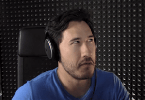 tinyblogtim:  The most vicious side-eye I’ve ever seen directed toward a fictional