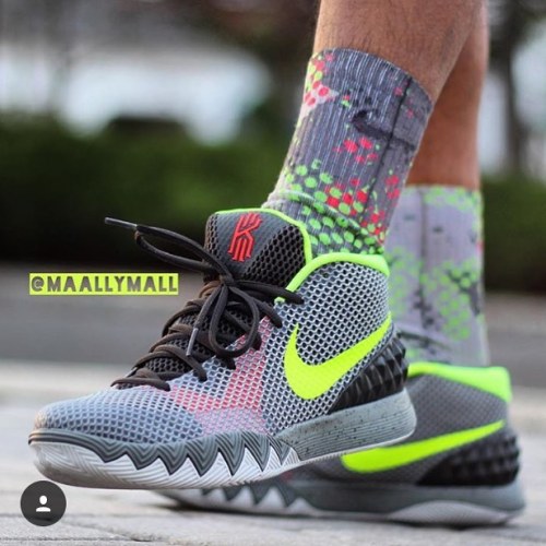 snkrwrk - Kyrie 1 DungeonCustom Nike ElitesSneakerWork.com...