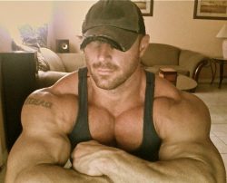 musclemonsterz:  Daniel McDonald