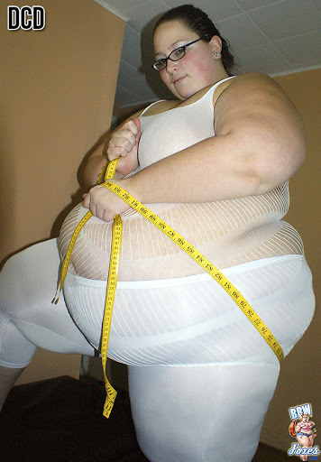 bigbellyghoul:brendakthedonutgirl:palmfeeder-deactivated20221030:Getting obese is