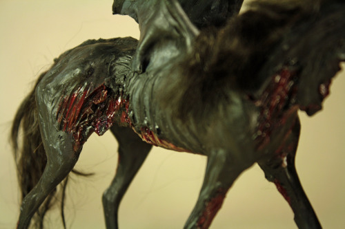 quequinoxart:  “Asakku” the demon horse/ thestral, made from polymer clay over wire and foil, painted in acrylic, with mohair mane and tail. He is about 4 inches long from chest to bum and 6 inches tall. I made him back in September/ October,