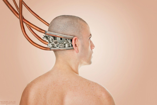 Machine Self Portrait.Photo: Noam Galai.