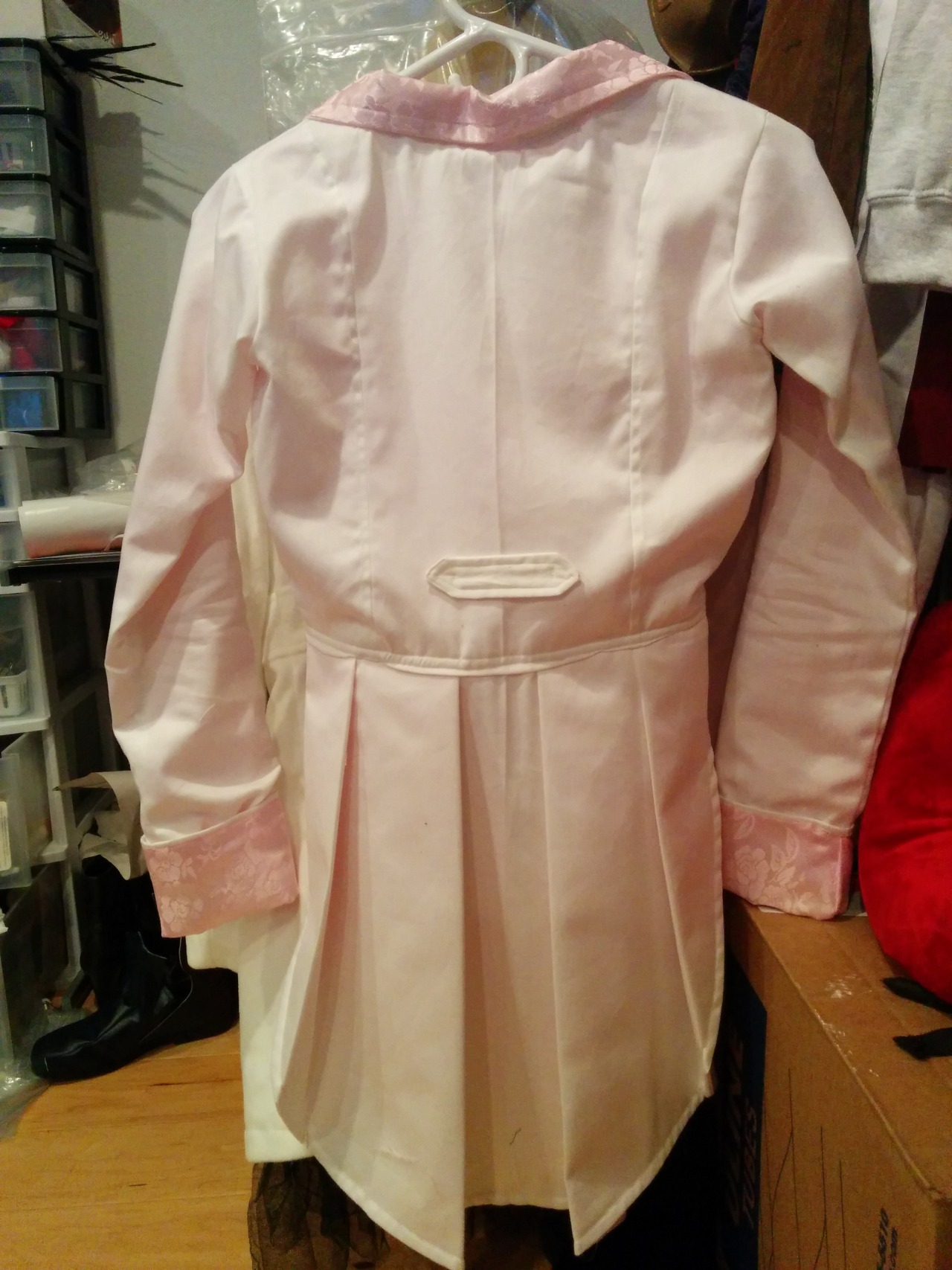 nyurt:  My “Neo” Neopolitan from RWBY! The jacket was made in 12 hours using
