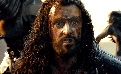 theheirsofdurin:   Thorin watching his loved ones get brutally killed by Azog (◡‿◡✿)