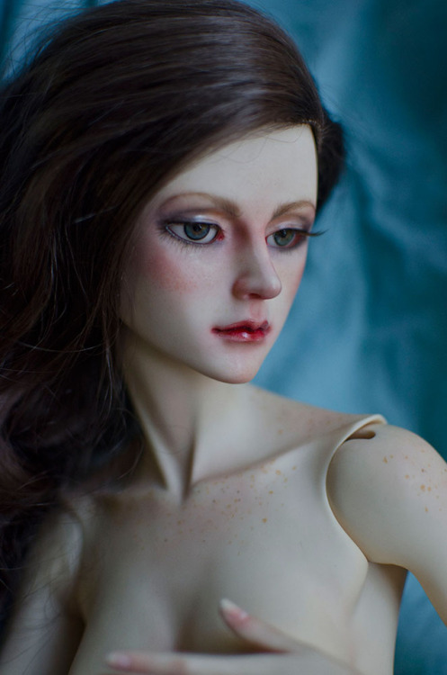 FOR SALE on DoAOOAK Dollshe FemHound w/eyes+wig on Mirodoll 70cm body, $290 FREE Shipping in the US.