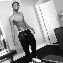 xassxdickxbulgex:  #Diggy #DiggySimmons