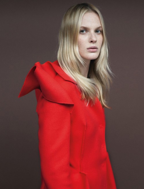 ibbyfashion:  Anne Vyalitsyna by Alex Cayley, Amica
