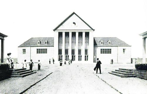 Bildungsanstalt Jacques-Dalcroze. Hellerau, Germany1910-14. Heinrich Tessenow 