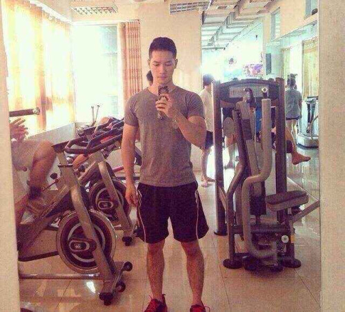 vietnamesegay:  Con cặc của hot face Ta tuan anh gym idol trên kenh14 năm 2016