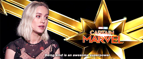 captainpoe:Brie Larson being interviewed by a superfan of Captain Marvel.
