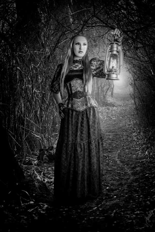 speak-softly-my-love:  6black6magic6:  Dark Path by Pixelmixtur ⁜ edited by me ⁜ More edits here   ♪♫ ♪♪♫ ♪  