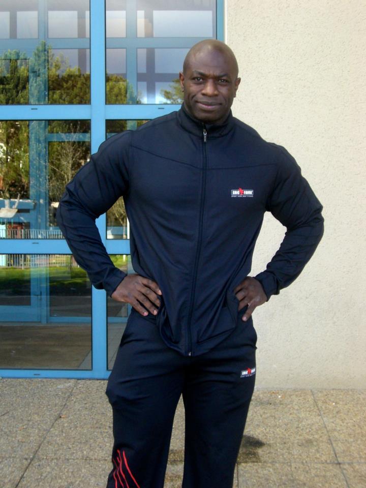 afrobangala:  I’d do anything to get used by him. Hopefully, he’ll fuck me soon.