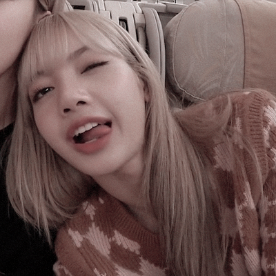 [ lisa icons ][ like or reblog if you safe ]