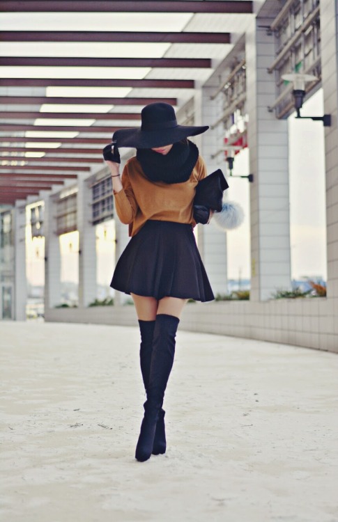 fashion-boots: Fashion blogger jadorefashionlove in  adult photos