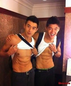 evianguy:  Hawt Asian Stud! 