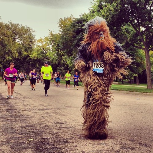 He ran the entire race in a Chewbacca suit!
According to the official race times database, this is Greg Geiger who finished in 5:24:47. Amazing. What an awesome photo by six17.
Update: I found Mr. Geiger on Twitter: @greg_geiger