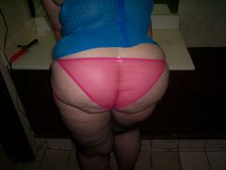 bigbumgirls:  Via GotCurv.esCollection: ARSE