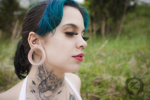  Amy Bathory    
