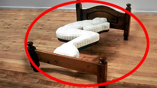 roddaprime: So i need a new bed, so I’m looking up alternatives and im like  Okay a bit weird but still nice lol #random Whos bed is this??? Gumbys???? your going to fucking die when that rolls away WHDAJDNAJKDBWHFLSJFHDJKDKfLSafjSLANSAND WHY DOES