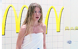 filmgifs:Josie and the Pussycats (2001); dir. Harry Elfont & Deborah Kaplan